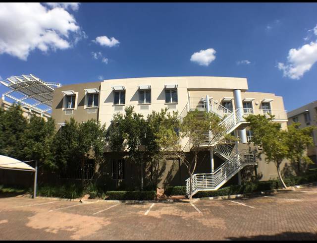 1,250M² OFFICE TO LET IN GREENSTONE HILL